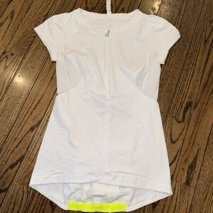 Lululemon Cycling Jersey White Half Zip Top Short Sleeve Womens Size 6 Pockets